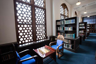 Price Library of Judaica Suite